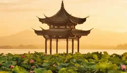 If Coming to Hangzhou, I Will Take You to Tour West Lake