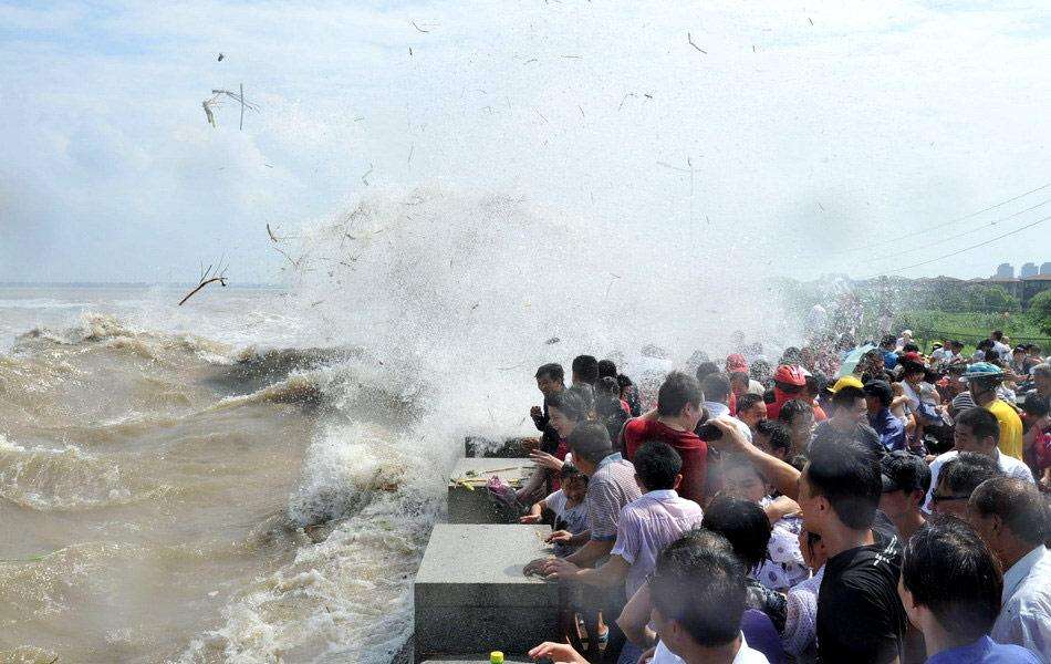 Qiantang River Tide_03.jpg