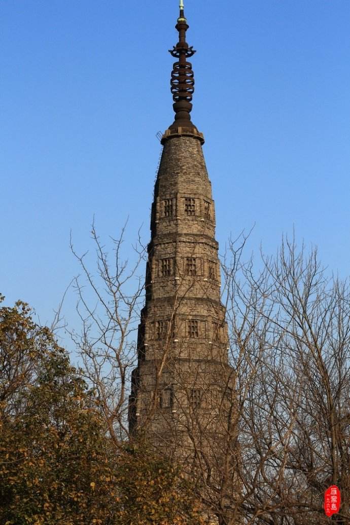 Baochu pagoda_02.jpg