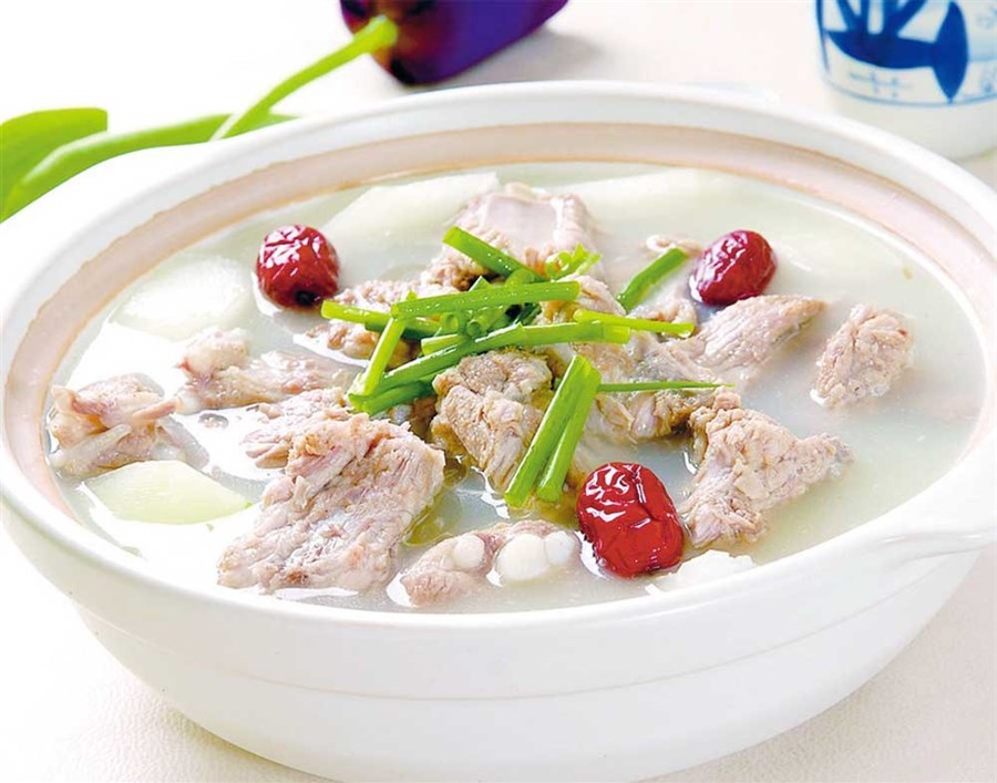 Hangzhou_cuisines_White_gourd_and_pork_rib_soup.jpg