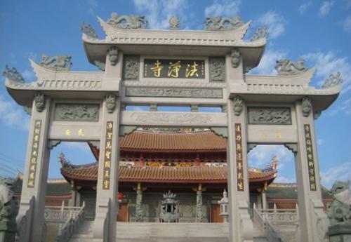 Tianzhu_Hill_Three_Temples_7.jpg