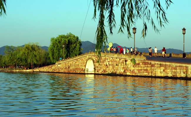 Broken_Bridge_hangzhou_tour.jpg