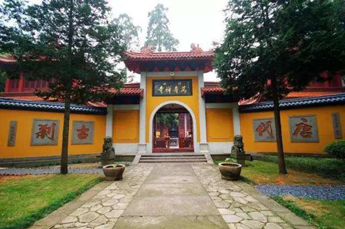 Hangzhou_Jingshan_Temple_01.jpg