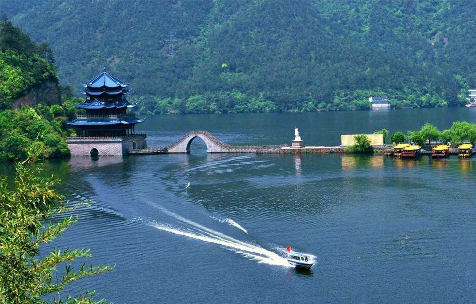 Fuchun_River_2.jpg