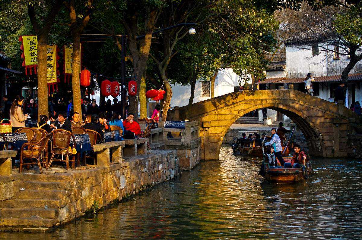 Tongli_Water_Town_3.jpg