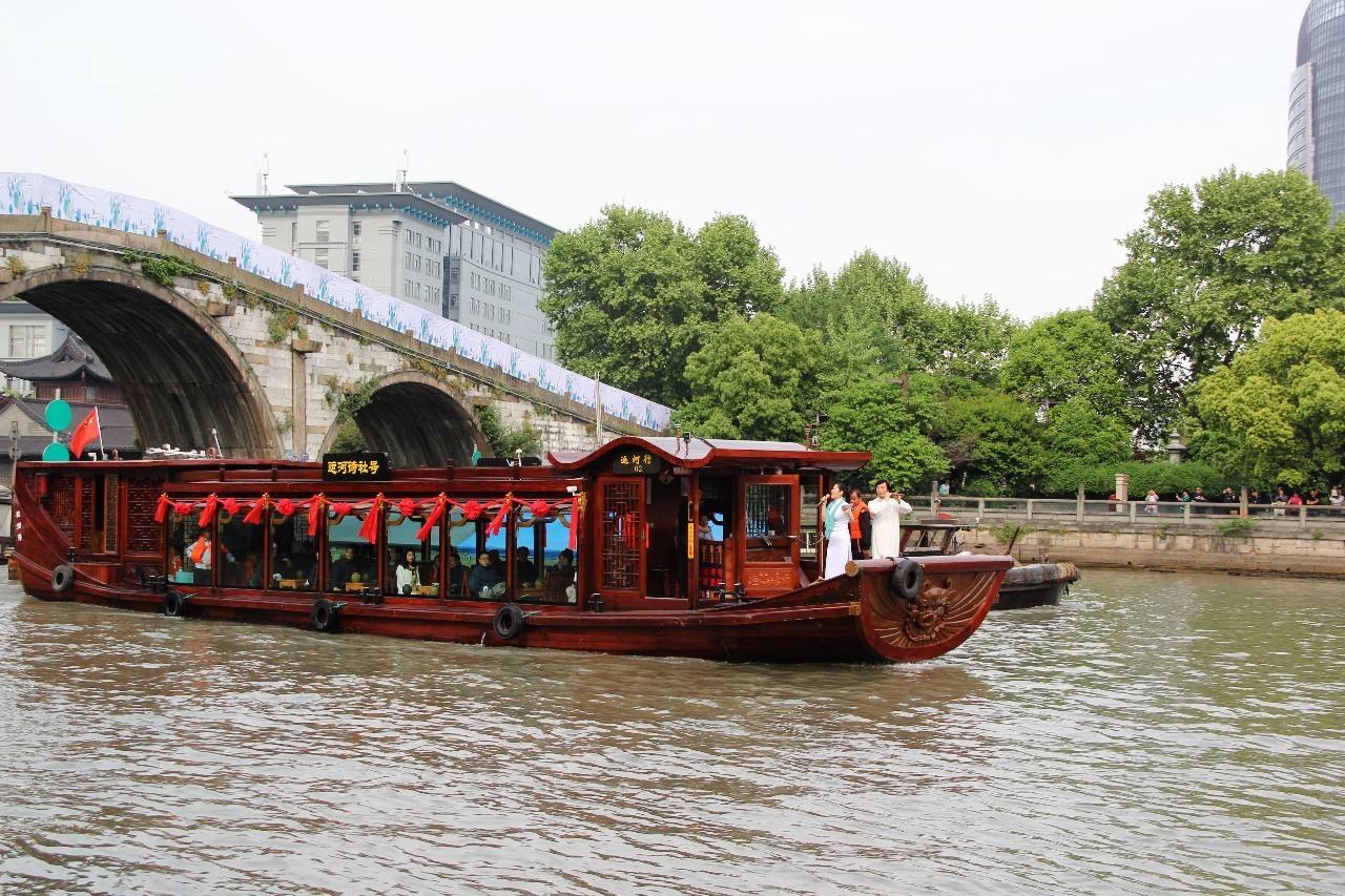 hangzhou tourist buses