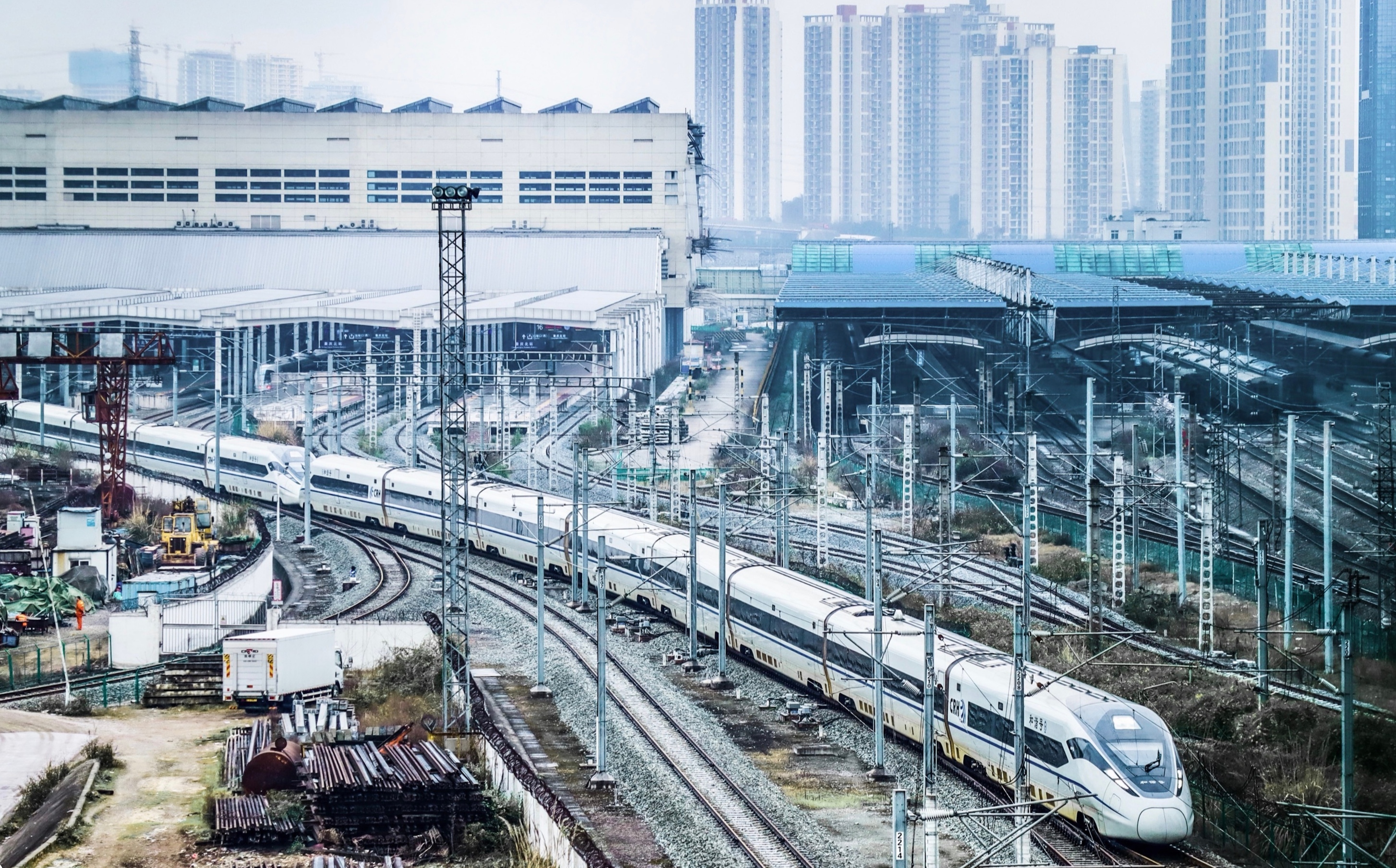 chengdu railway.jpg