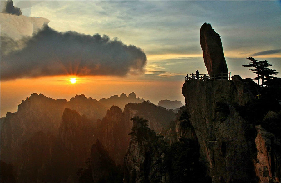 Flying-over Rock-huangshan