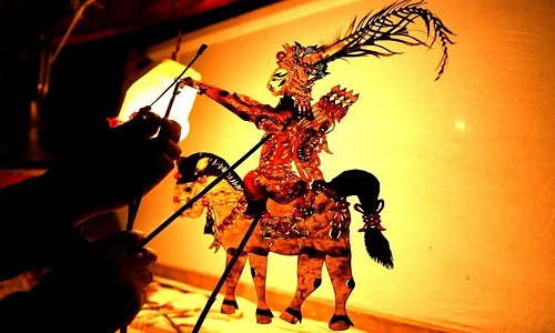 shadow-play-performance