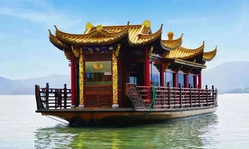 Luxury-painted-boats-100