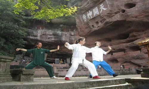 Morning-Tai-Chi-Experience