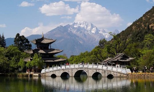 Black-Dragon-Pond-Park-Dali