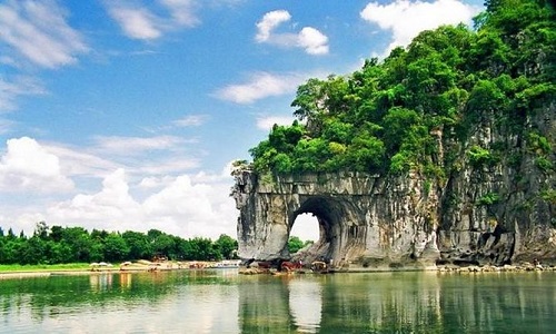 Elephant-Trunk-Hill-Guilin