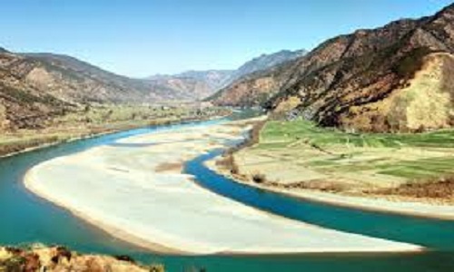 First-Bend-of-the-Yangtze-River