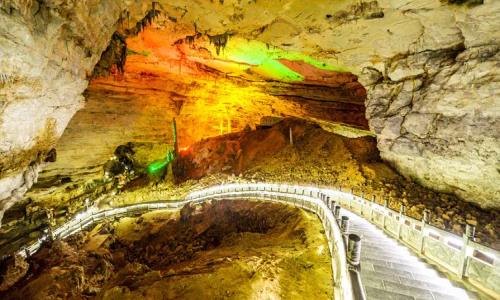 Yellow-Dragon-Cave-Zhangjiajie Yellow-Dragon-Cave-Zhangjiajie