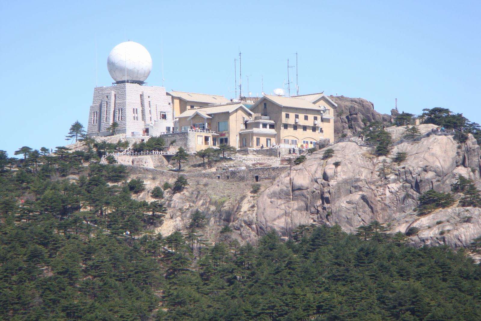 Bright-Summit-Huangshan