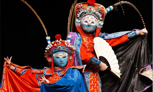 1Sichuan-Opera-Face-Changing 1Sichuan-Opera-Face-Changing