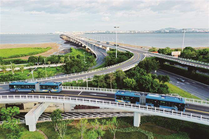 Bus-Rapid-Transit3 Bus-Rapid-Transit3