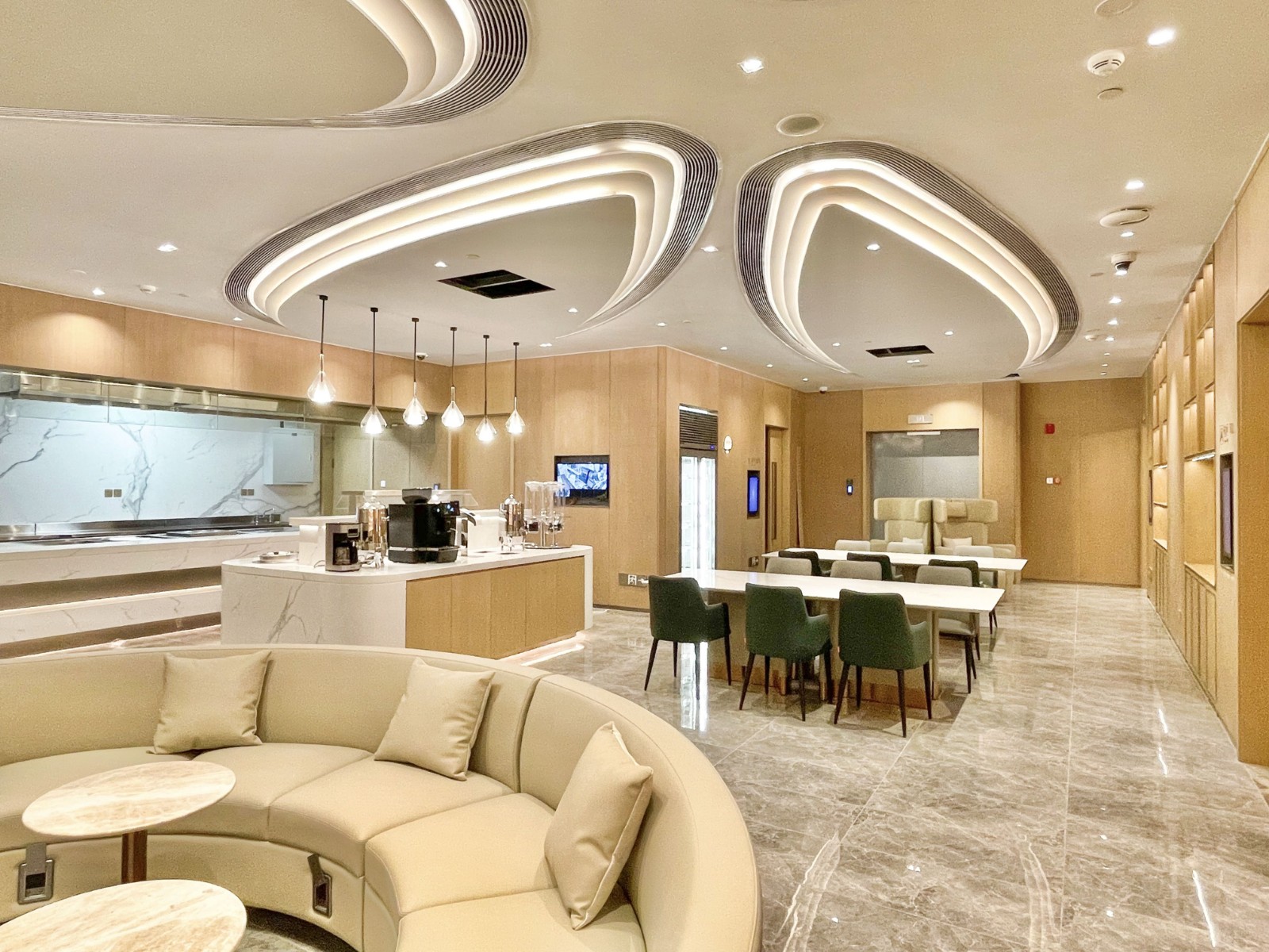 Paid-lounges Paid-lounges