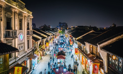 Qinghefang-Street-Night-Market