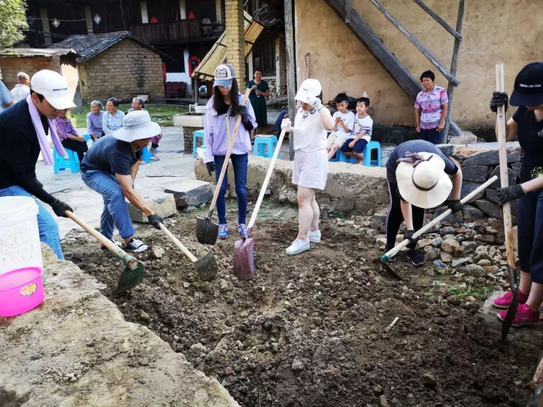 Learning-Rammed-Earth-Craft