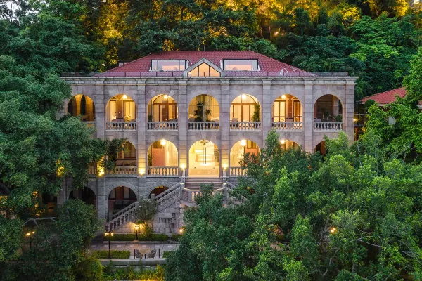 Linggan-Linghai-1919-Sea-View-Villa-Hotel2