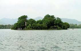 Ruan-Gong-Islet-Submerged-in-Greenery2