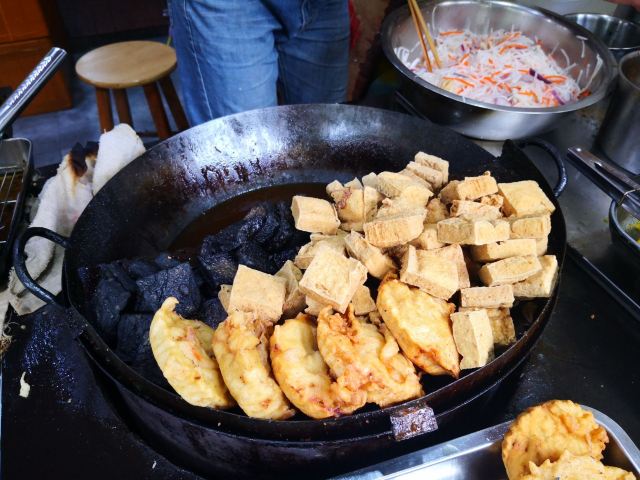 Guan-Laotai-Stinky-Tofu