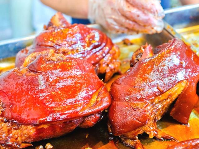 Nanxun-Braised-Trotter1