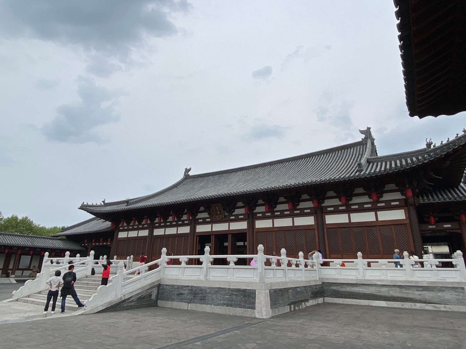 Southern-Song-Dynasty-De-Shou-Palace-Ruins-Museum2 Southern-Song-Dynasty-De-Shou-Palace-Ruins-Museum2